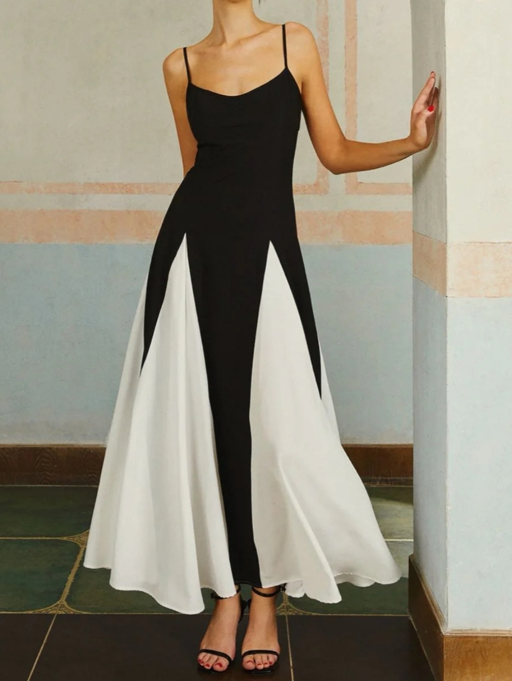 Commense Black and White Colorblock Spaghetti-Strap Maxi Dress Size L